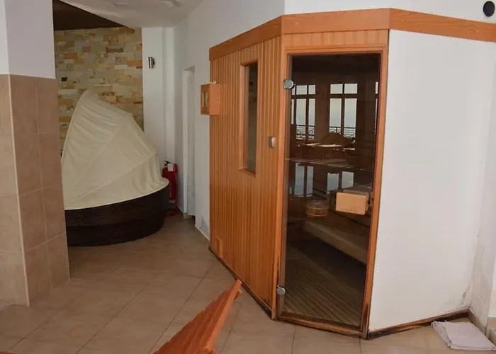 Apartman “emi” *