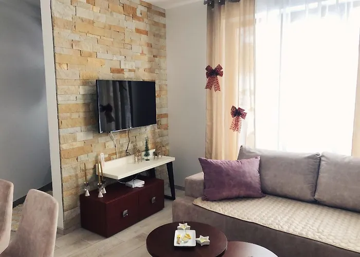 Apartman “emi” *